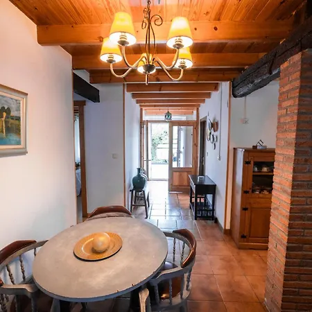 Casa Berzoso En Tatil Evi Gajano